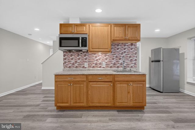 17208 LARKIN DR, Dumfries, VA 22026