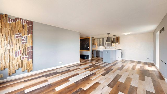 15 S 1st Street A1601, Minneapolis, MN 55401