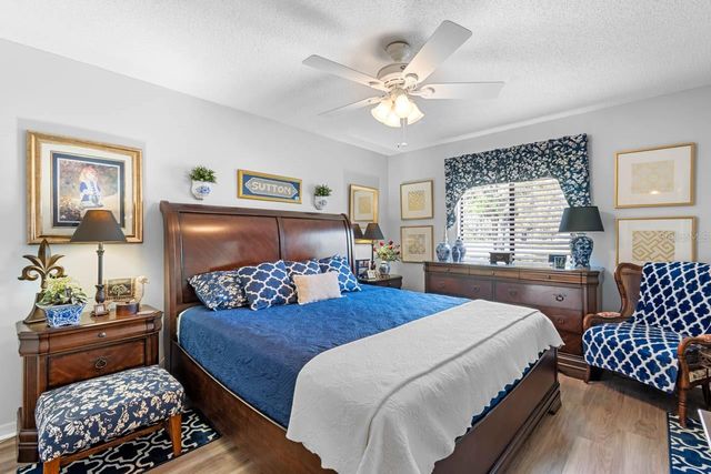 2111 W VIEW DRIVE, Sun City Center, FL 33573