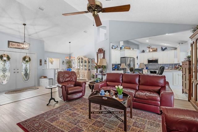 2111 W VIEW DRIVE, Sun City Center, FL 33573