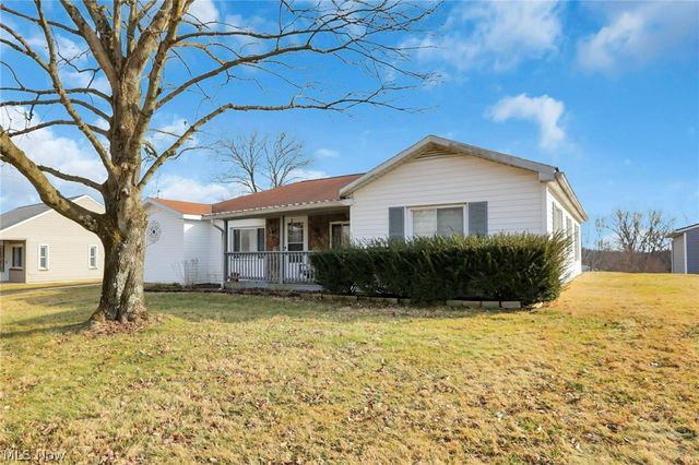 3900 Chandlersville Road, Zanesville, OH 43701