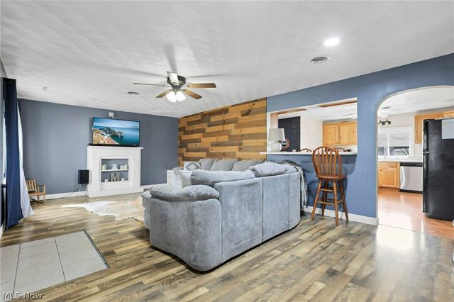 3900 Chandlersville Road, Zanesville, OH 43701