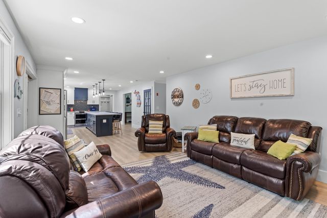 38 Nantucket Place, Greenland, NH 03840