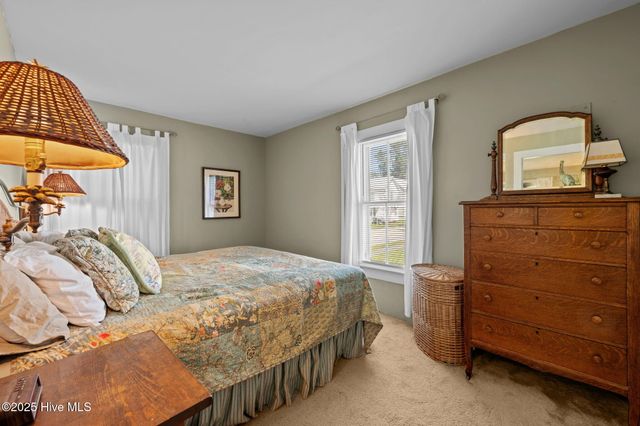 506 Broad Street, Oriental, NC 28571