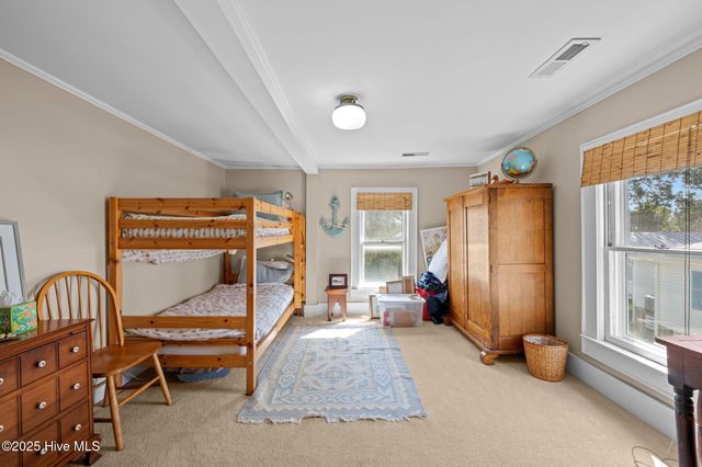 506 Broad Street, Oriental, NC 28571