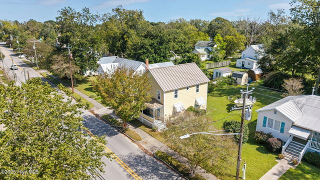 506 Broad Street, Oriental, NC 28571