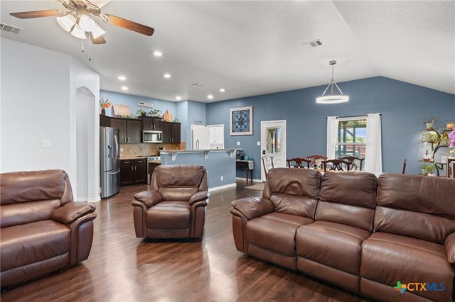 704 Ridgeview Drive, Temple, TX 76502
