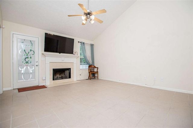 476 W West Wind Drive W, Villa Rica, GA 30180