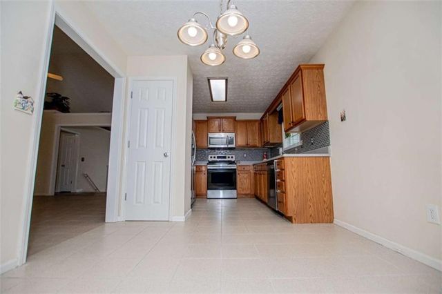 476 W West Wind Drive W, Villa Rica, GA 30180