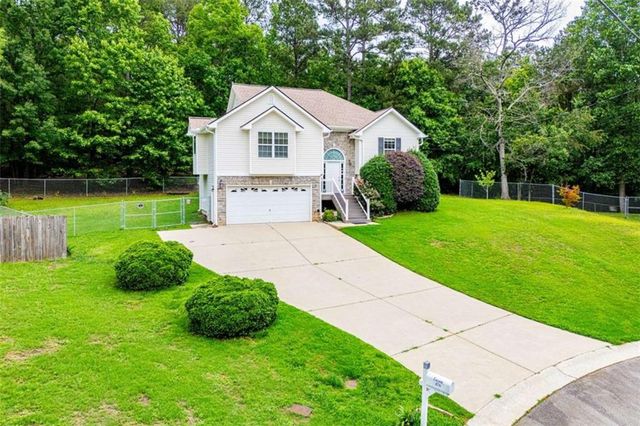 476 W West Wind Drive W, Villa Rica, GA 30180
