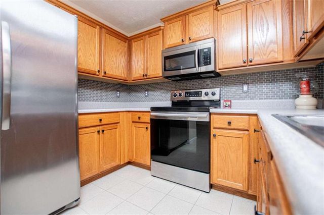 476 W West Wind Drive W, Villa Rica, GA 30180