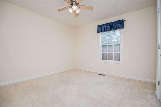476 W West Wind Drive W, Villa Rica, GA 30180