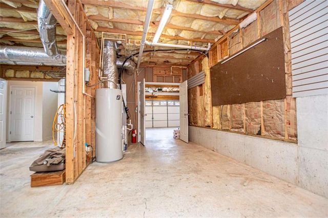 476 W West Wind Drive W, Villa Rica, GA 30180
