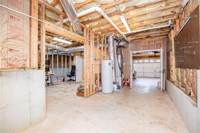 476 W West Wind Drive W, Villa Rica, GA 30180
