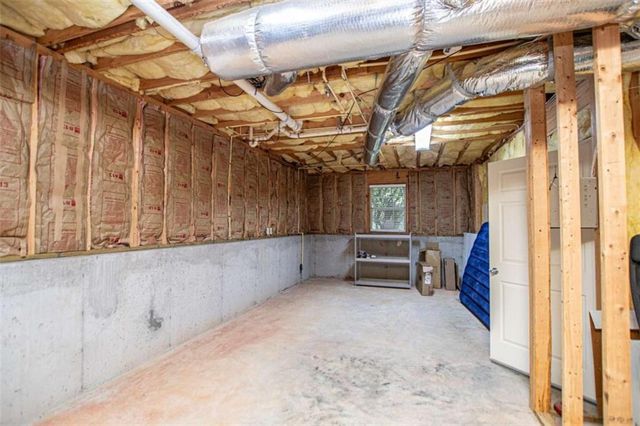 476 W West Wind Drive W, Villa Rica, GA 30180