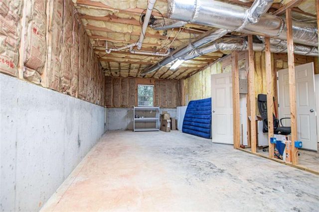 476 W West Wind Drive W, Villa Rica, GA 30180