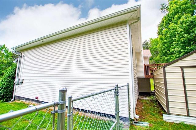 476 W West Wind Drive W, Villa Rica, GA 30180