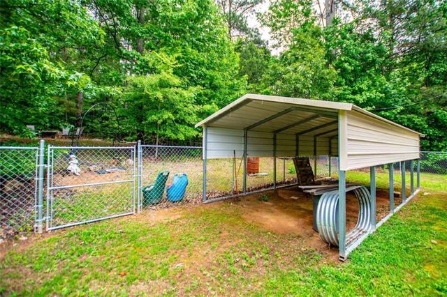 476 W West Wind Drive W, Villa Rica, GA 30180
