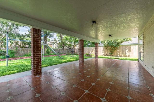 15614 Barbarossa Drive, Houston, TX 77083