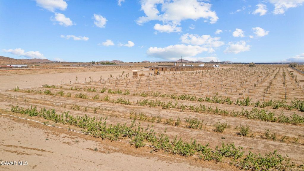 Sierra Hwy, Mojave, CA 93501