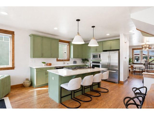 758 S Washington St, Denver, CO 80209