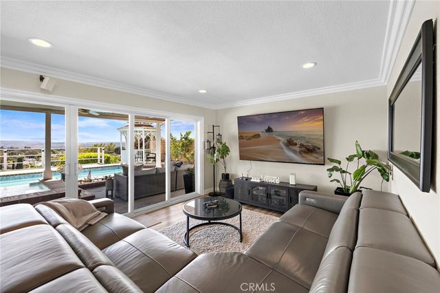 26692 Valpariso, Mission Viejo, CA 92691