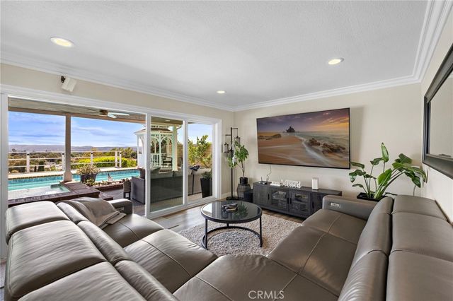 26692 Valpariso, Mission Viejo, CA 92691