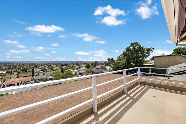 26692 Valpariso, Mission Viejo, CA 92691