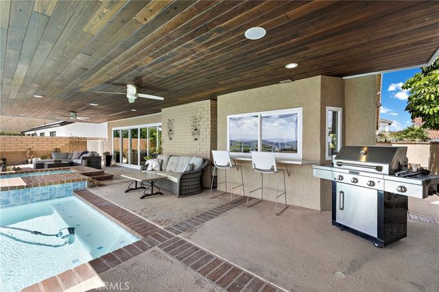 26692 Valpariso, Mission Viejo, CA 92691