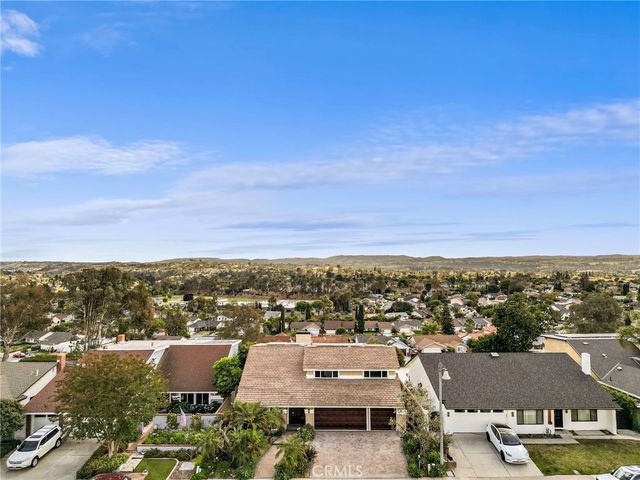 26692 Valpariso, Mission Viejo, CA 92691