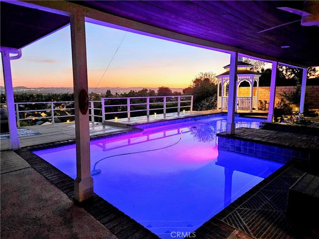 26692 Valpariso, Mission Viejo, CA 92691