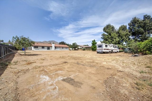 7950 Olivia Way, Riverside, CA 92509