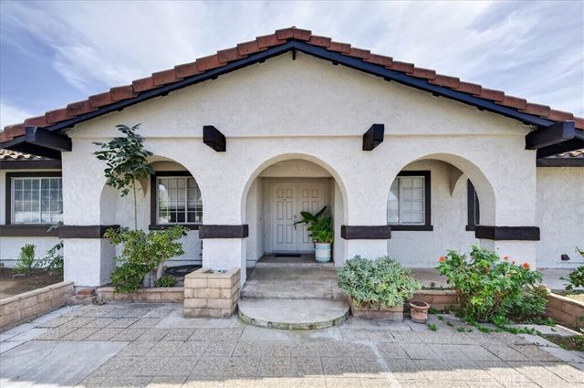 7950 Olivia Way, Riverside, CA 92509