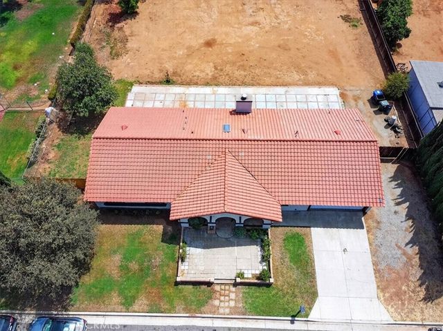 7950 Olivia Way, Riverside, CA 92509