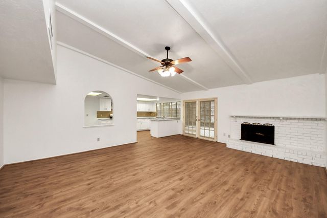 2223 Fairgreen Drive, Missouri City, TX 77489