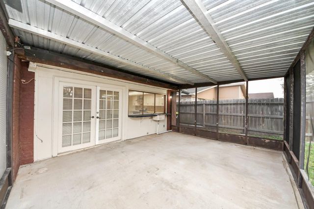 2223 Fairgreen Drive, Missouri City, TX 77489