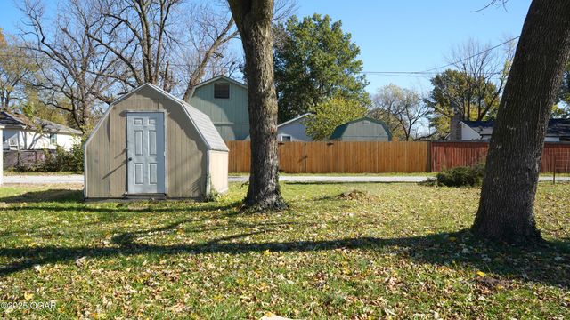 919 Jefferson Avenue, Joplin, MO 64801
