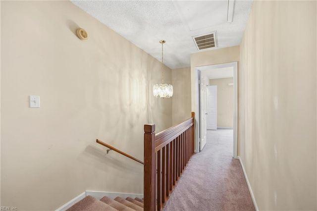 1100 E Ocean View Ave Apt 1, Norfolk, VA 23503