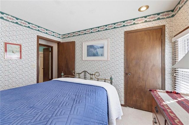 11602 W 99th Place, Overland Park, KS 66214