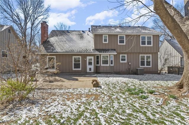 11602 W 99th Place, Overland Park, KS 66214