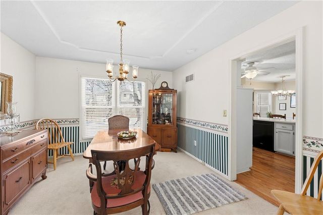 11602 W 99th Place, Overland Park, KS 66214