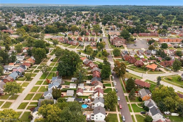 7702 Southington Drive, Parma, OH 44129