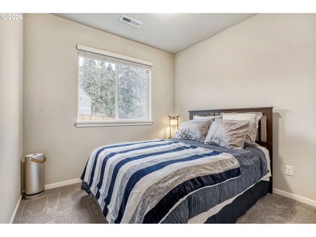 9341 N ALDER St, Camas, WA 98607