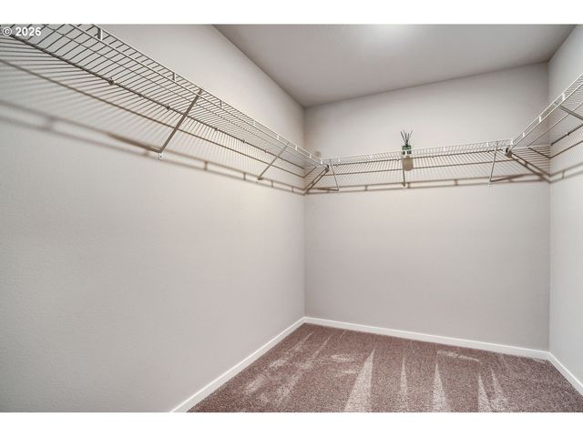 9341 N ALDER St, Camas, WA 98607