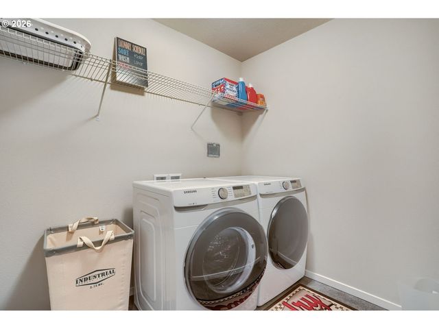 9341 N ALDER St, Camas, WA 98607