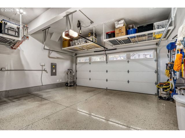 9341 N ALDER St, Camas, WA 98607