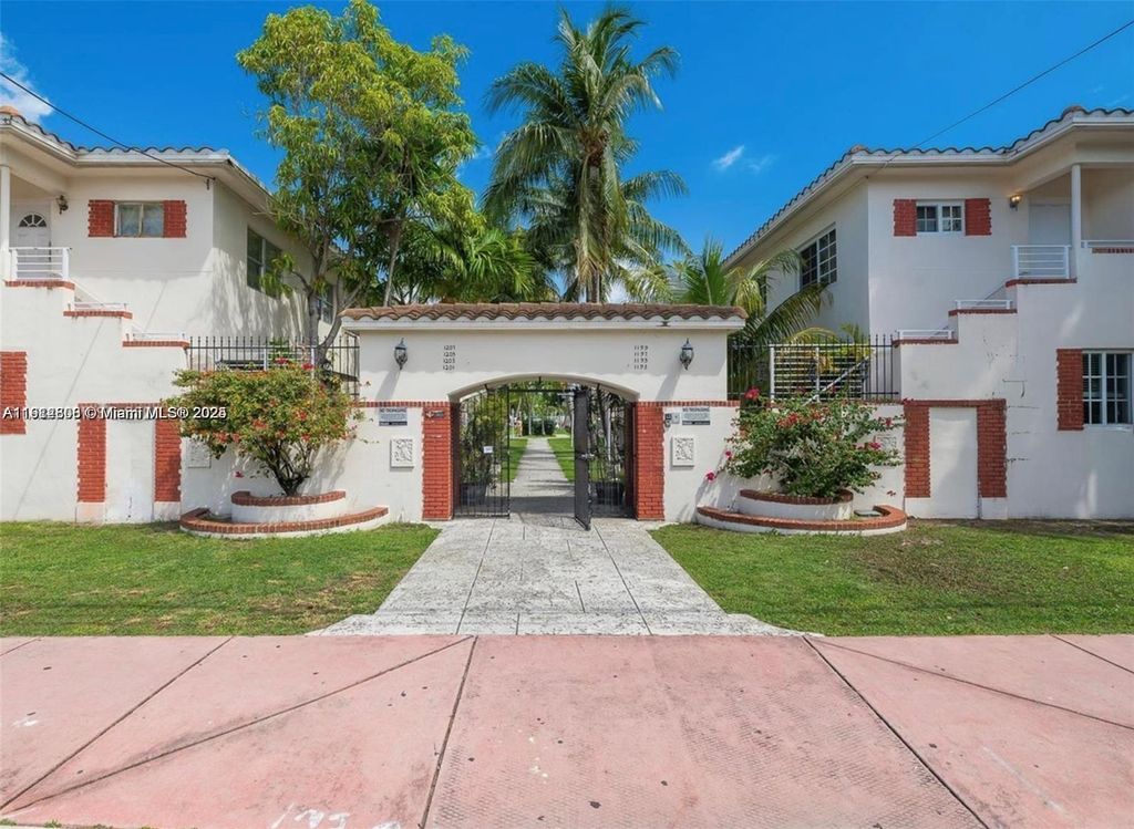 1197 Marseille Dr 12, Miami Beach, FL 33141