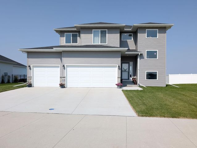 2828 12th Street W, West Fargo, ND 58078