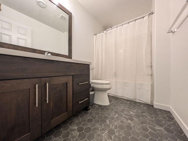 2828 12th Street W, West Fargo, ND 58078