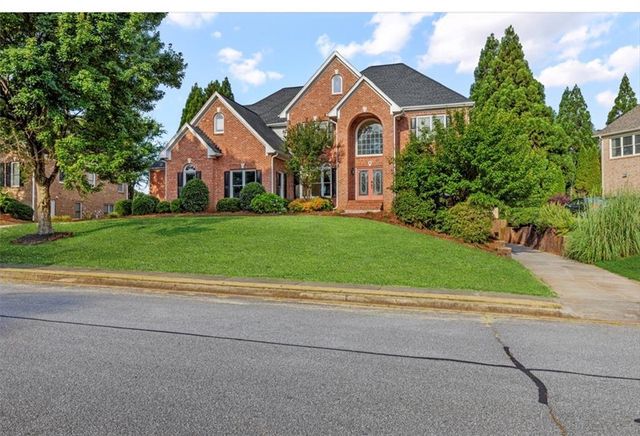 1431 Threepine Place SW, Lilburn, GA 30047